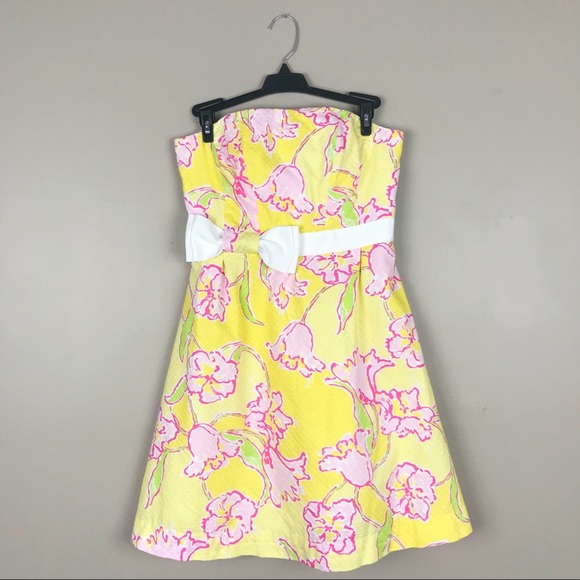 Lilly Pulitzer Dresses & Skirts - Lilly Pulitzer Amberly Starfruit Yellow Dress
